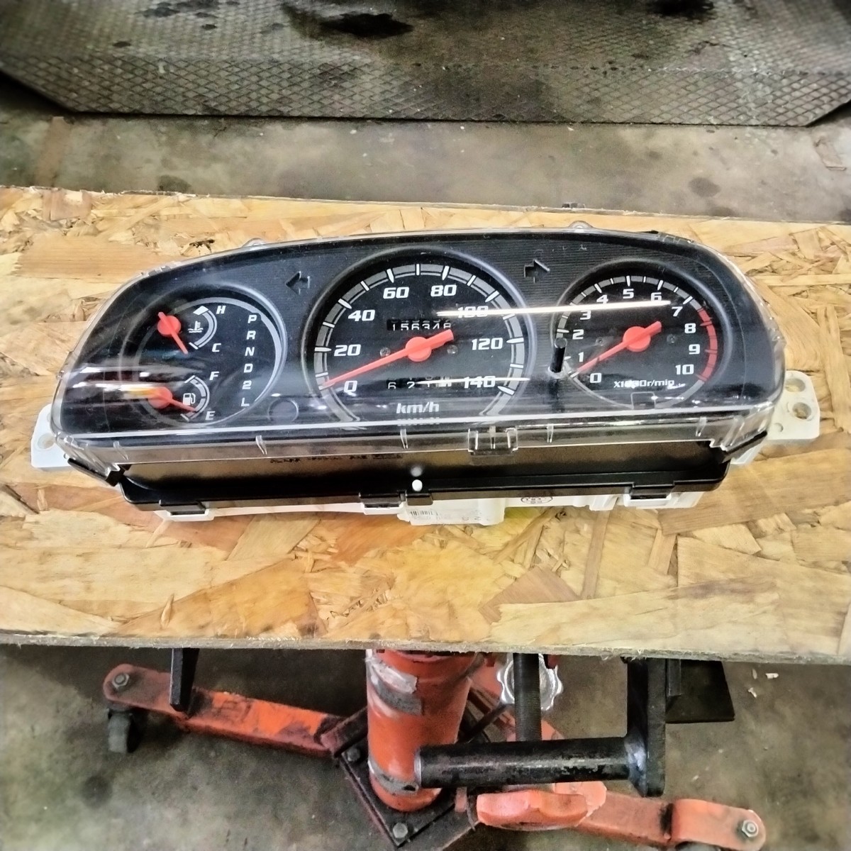 傷や汚れあり】ダイハツ L700 L710 ミラ ミラジーノ タコメーター付