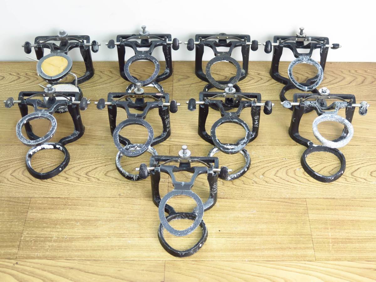 歯科技工：ユニティ・ユニティタイプの咬合器