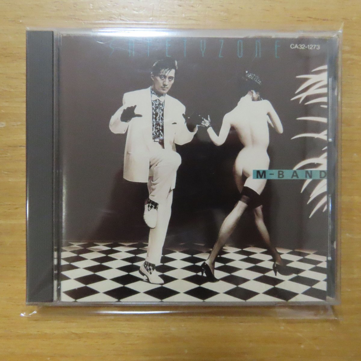 【やや傷や汚れあり】4988006005396;【CD/旧規格/3200円盤】MBAND / 危険な関係のブルースSAFETY ZONE