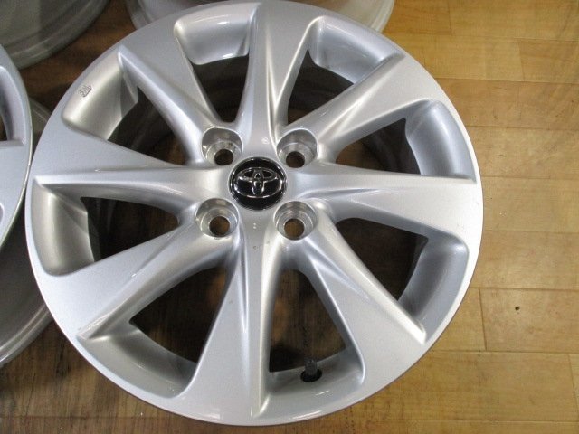 新車外し現行アクアやヤリス他MXPK11トヨタ純正ホイール15×6J