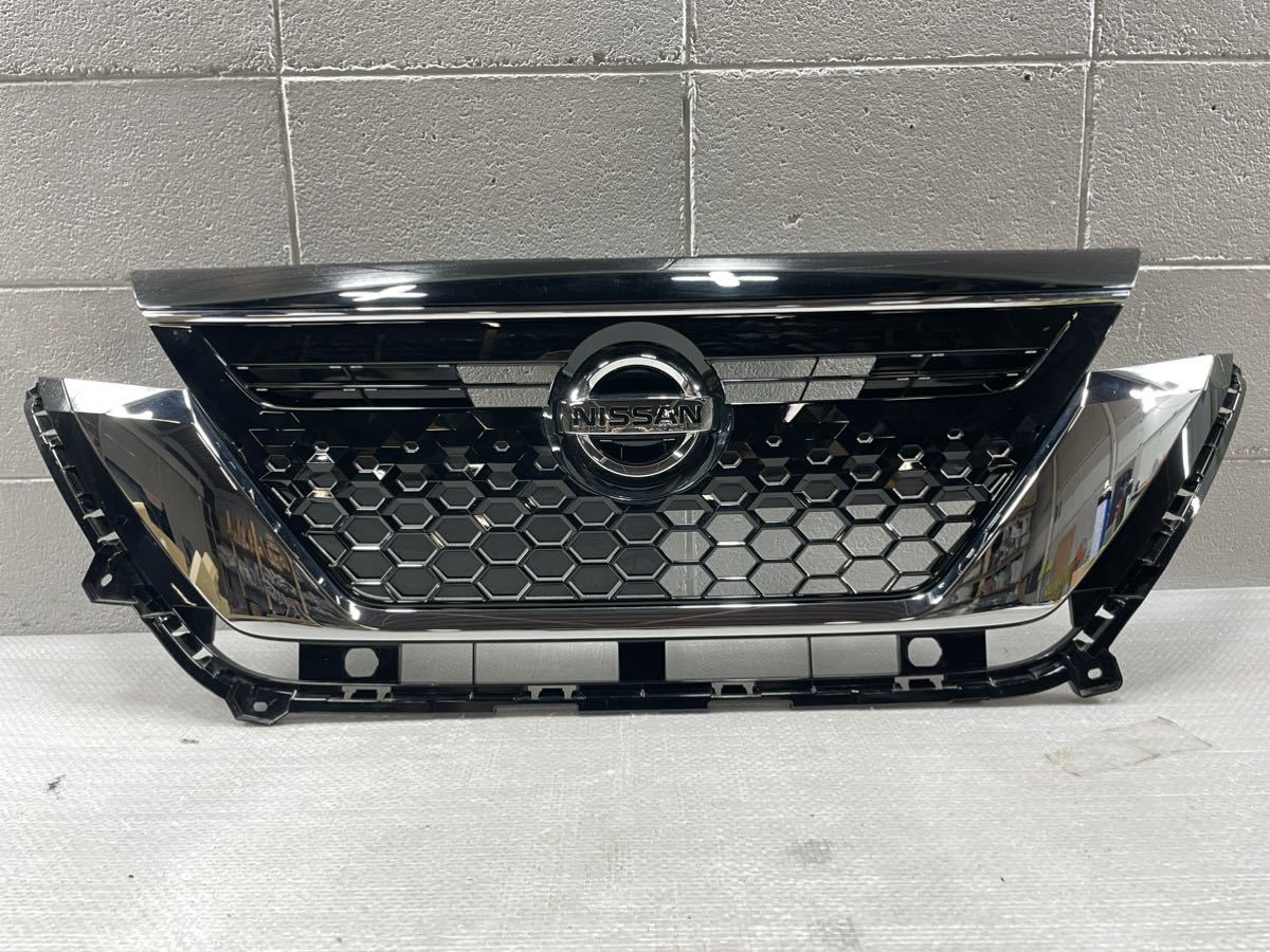 傷や汚れあり】R51023 ルークス ハイウェイ スター B44A 純正 グリル 