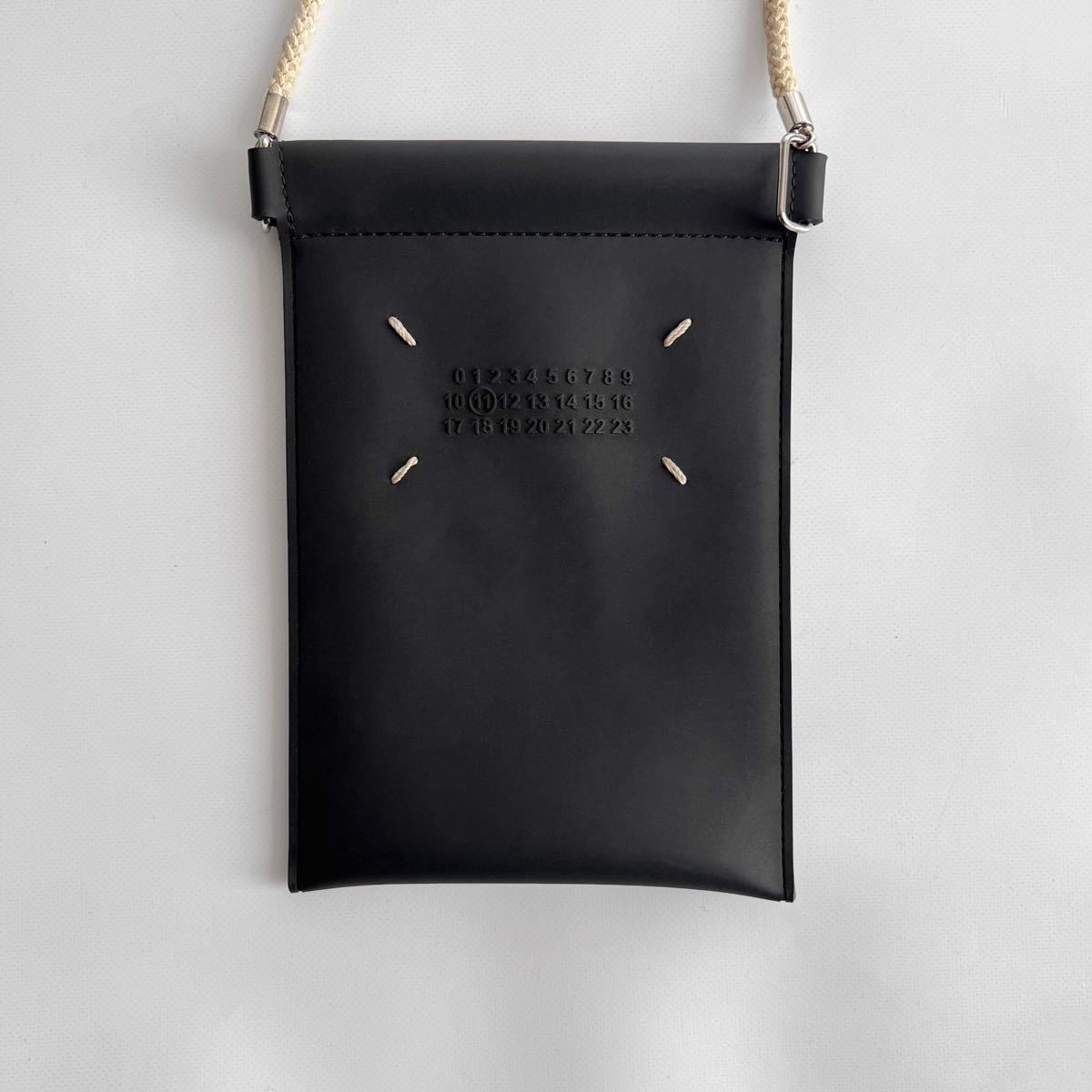 Maison Margiela メゾン マルジェラ スマートフォン ポーチ（目立った  