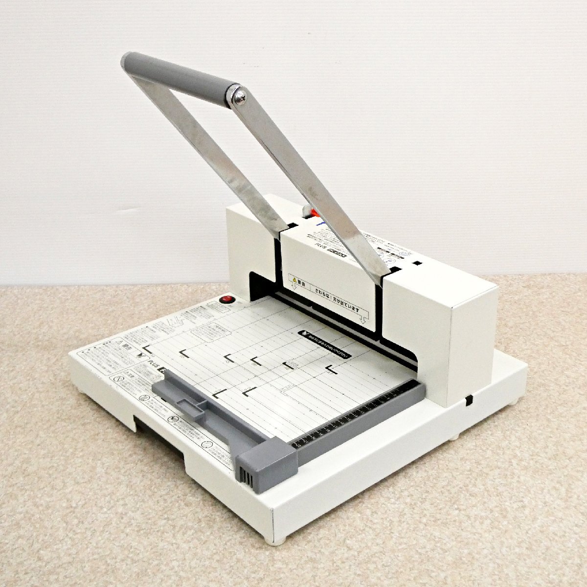 PLUS PLUS 手動式断裁機 PK-513L 【中古】 プラス 裁断機 PK-513L 中古