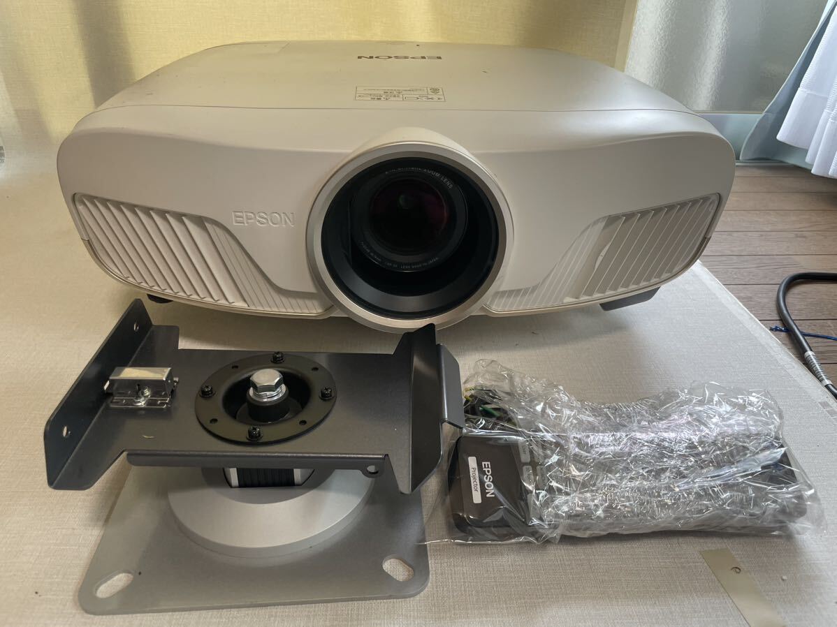 エプソン ホームプロジェクター EHーTW5350 勿体なく 完動品