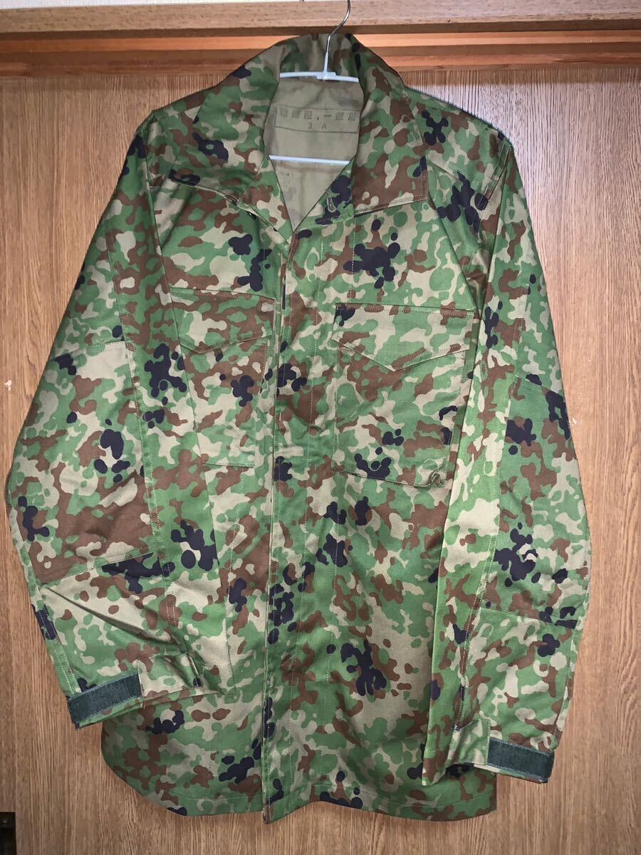 ほぼ未使用』陸上自衛隊 戦闘服？作業服？ 3Aサイズ 好ましく