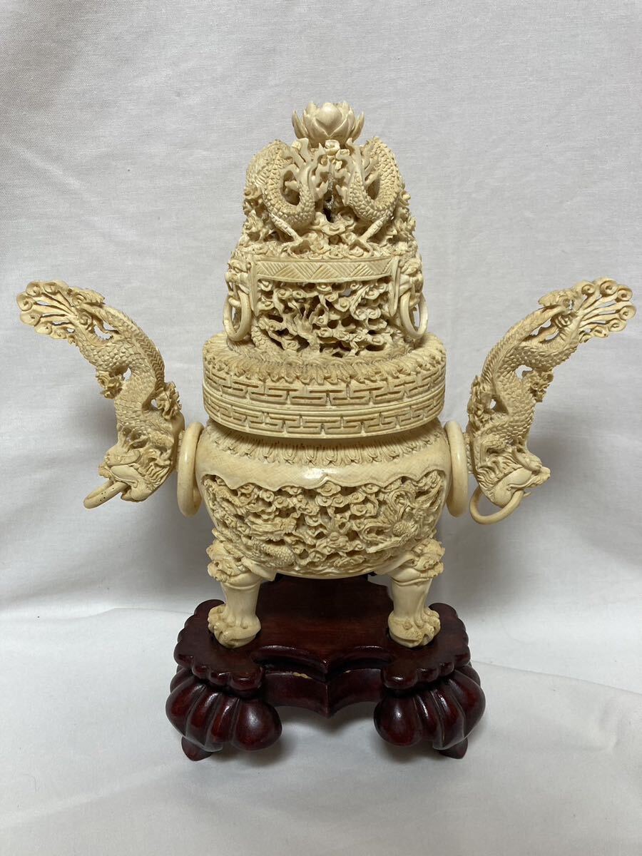 極上　中国美術　置物　唐物骨（皇帝皇后） 細密細工  天然素材　骨董コレクション 極上中国美術置物唐物骨（皇帝皇后） 細密細工 天然素材骨董