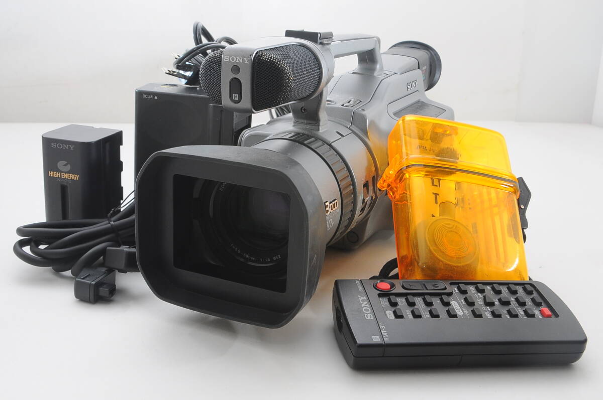 miniDVのダビングに！ SONY ビデオカメラ DCR-TRV30 【公式通販】