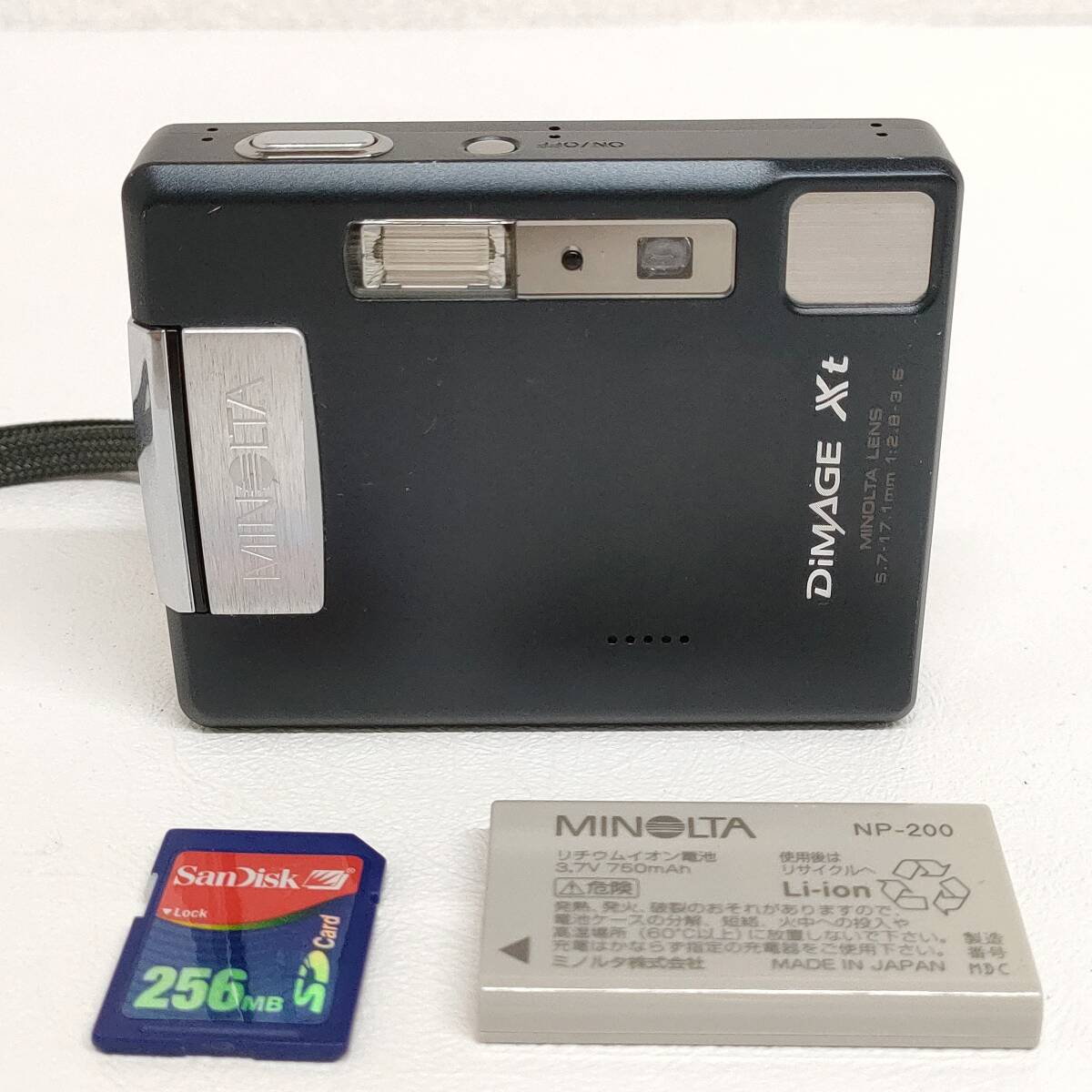 KONICA MINOLTA DiMAGE X31 コニカミノルタ 単3電池駆動 KONICA MINOLTA DiMAGE X31 コニカミノルタ 単3電池駆動
