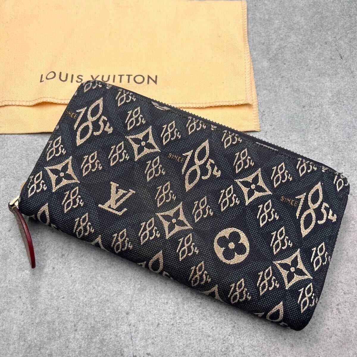 LOUIS VUITTON       M93747 ...