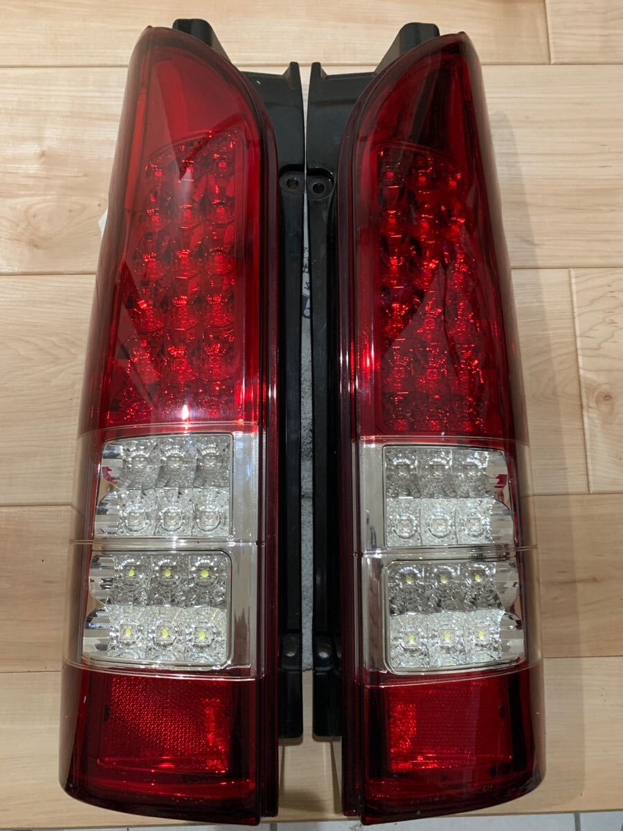 junyan テールランプ　HU419-TL SXE10アルテッツァ junyan テールランプHU419-TL SXE10アルテッツァ