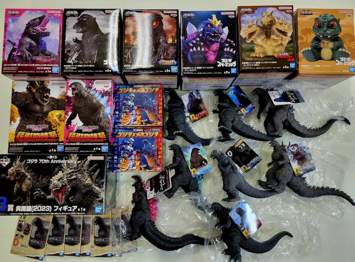 当時物 中古】ゴジラ 怪獣軍団 ガチャガチャ レッド系 (検: GODZILLA 