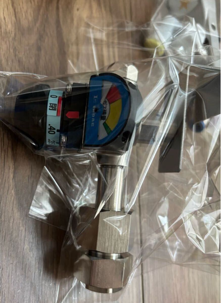 《中古》サントリー　香るエール　タワーピッチャー　タワー型　ビールサーバー　ピッチャー　店舗用品　パーティー用品 セット販売パロマ ガスコンロ・ビルトインコンロ用 波型深皿プレート