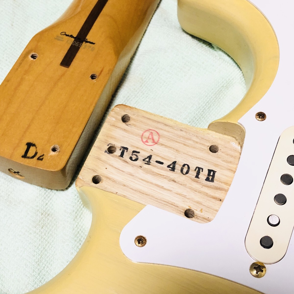 Fender Japan PB-57ラッカー塗装ディマジオPU 新品CTS使用 Fender Japan PB-57ラッカー塗装ディマジオPU 新品CTS使用 Fender