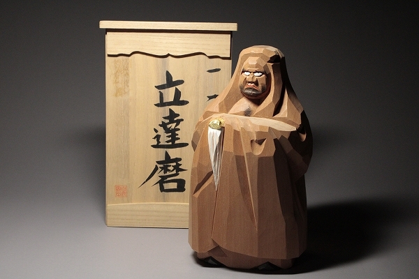 杉本宗一・作　木彫　一木の馬（刻銘有り） 杉本宗一・作 木彫 一木の馬（刻銘有り） （美術手帖のバック