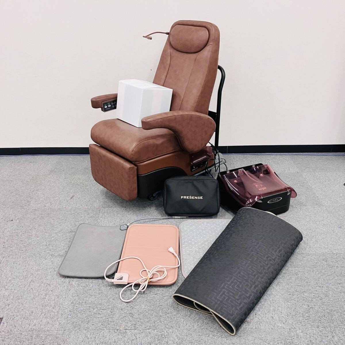 未使用 コスモヘルス PRESENSE t CURE 14000 通電シート 未使用 コスモ