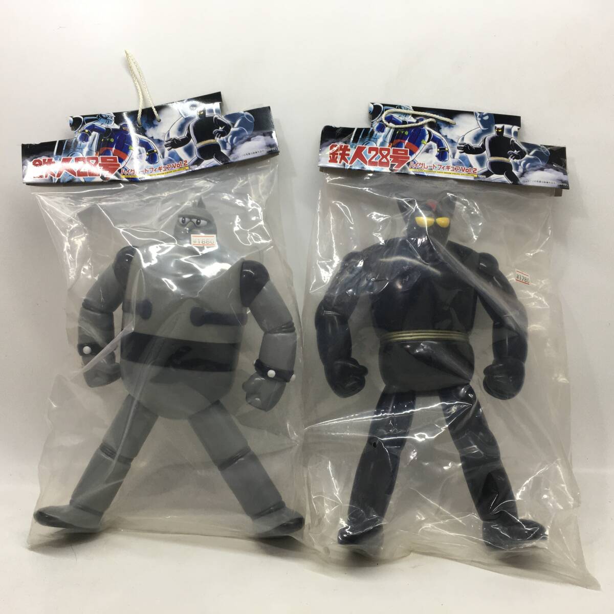 鉄人28号　メガフィギュア　ロケットプロ　ソフビ　フィギュア Amazon.co.jp: ロケットプロ メガフィギュアシリーズ 鉄人28号 絶版品