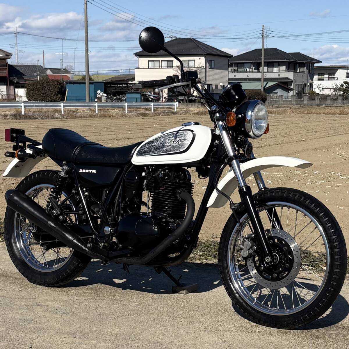 中古】□美品□ エストレア エストレヤ タンク インジェクション 中古】□美品□ エストレア エストレヤ タンク インジェクション