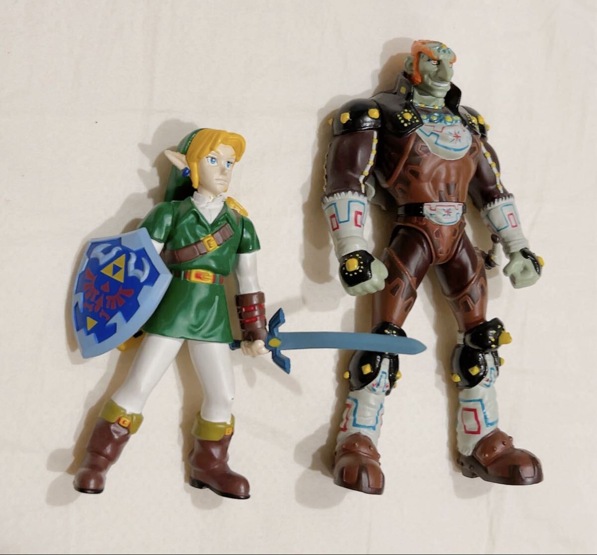 新品】☆共同 ゼルダの伝説 時のオカリナ ミニリアルフィギュア 7種