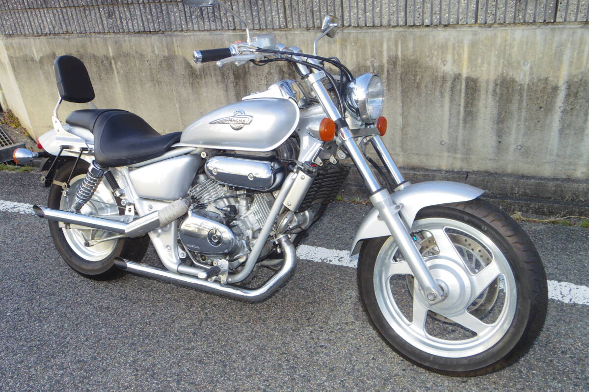 絶版車⭐︎イントルーダー400 VK51A 整備済・車検付 イントルーダー400(VK51A) -since 1994- - バイクの系譜