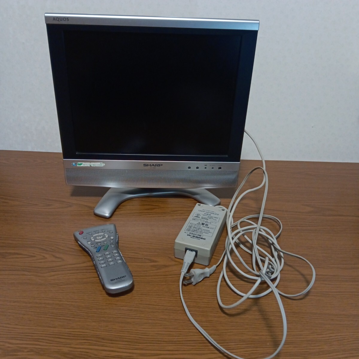 4AC1628 SHARP シャープ AQUOS アクオス 2006年式 20型液晶テレビ LC