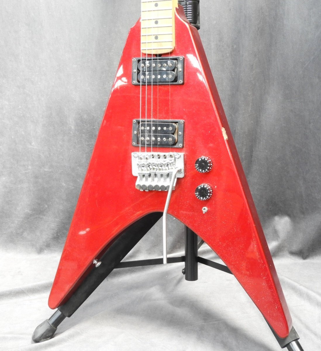 美品 激レア クリアボディ Juno Flying V（フライングV）エレキギター