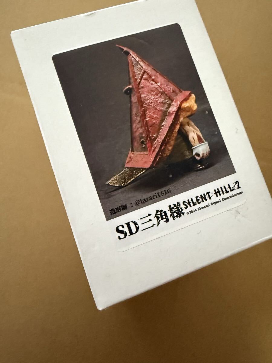 新品】高さ37cmサイレントヒル 三角頭 レッドピラミッドシング レジン