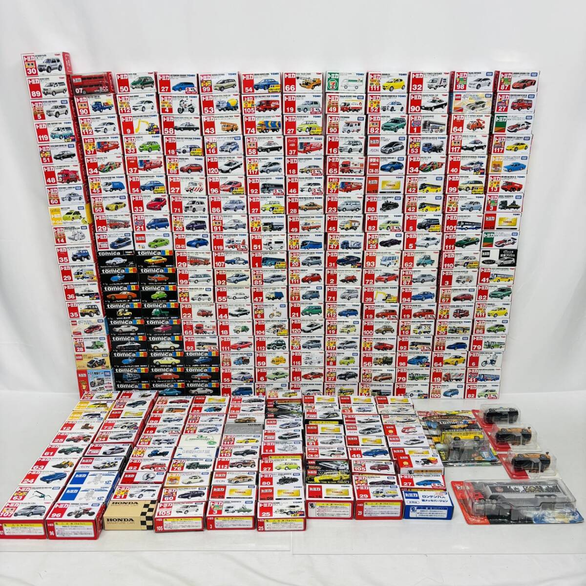 送料サービス トミカ SUPER GIFT スーパーギフト 80台セット 箱傷み