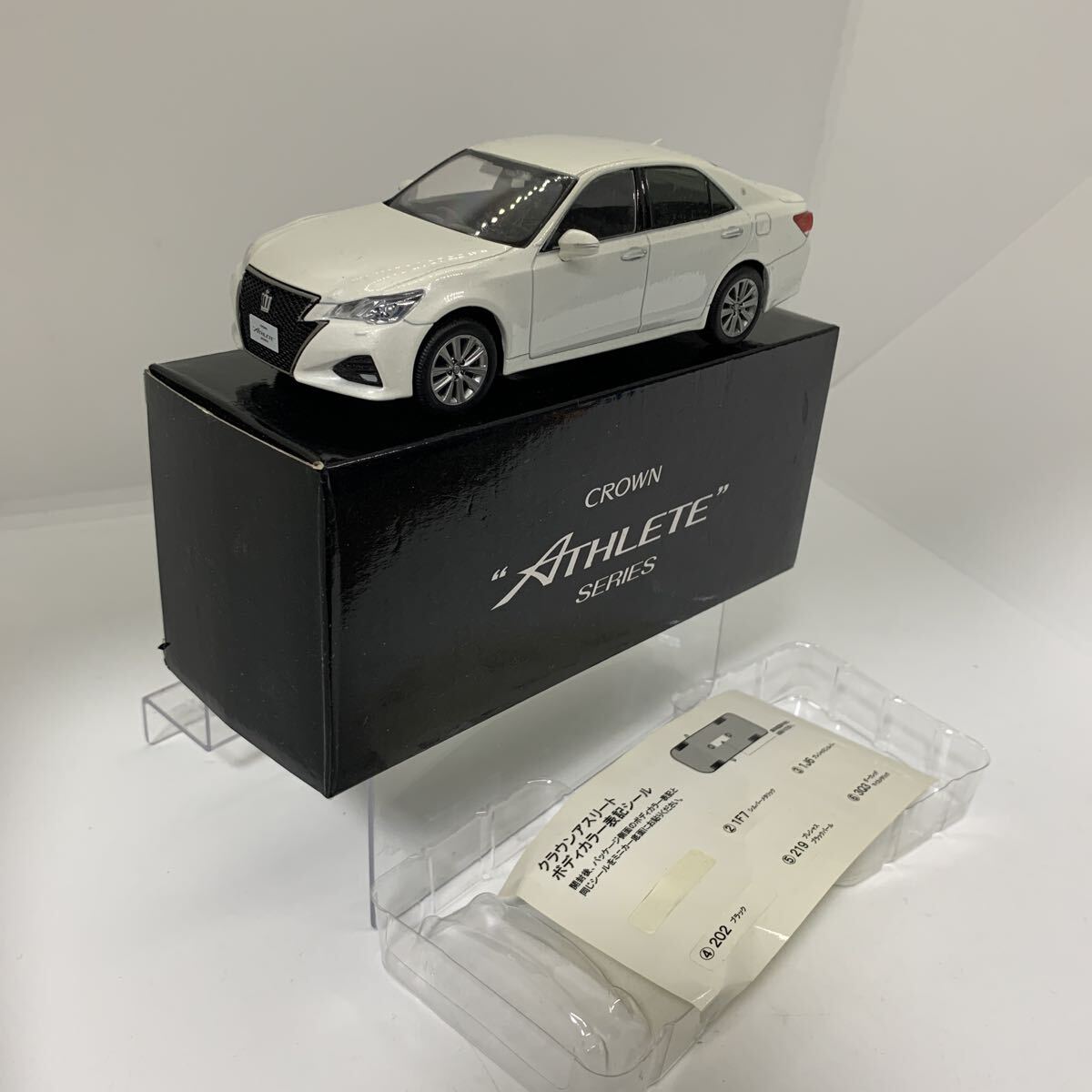 新品】1/30 トヨタ クラウンアスリート CROWN 210系 後期 クラウン
