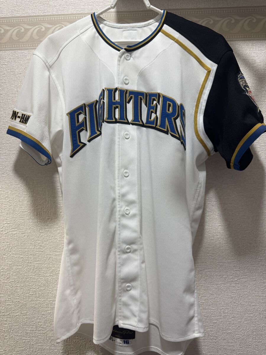 ミズノ製/ 北海道日本ハムファイターズ・硬式用ヘルメット（XOサイズ