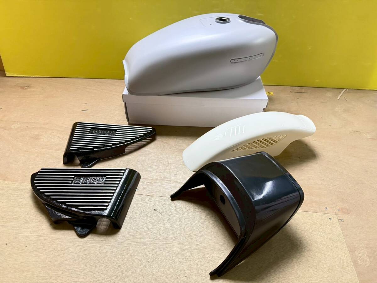 中古】GS400 E1黒 赤 外装 タンク アルフィン テール/旧GS400E BEET 