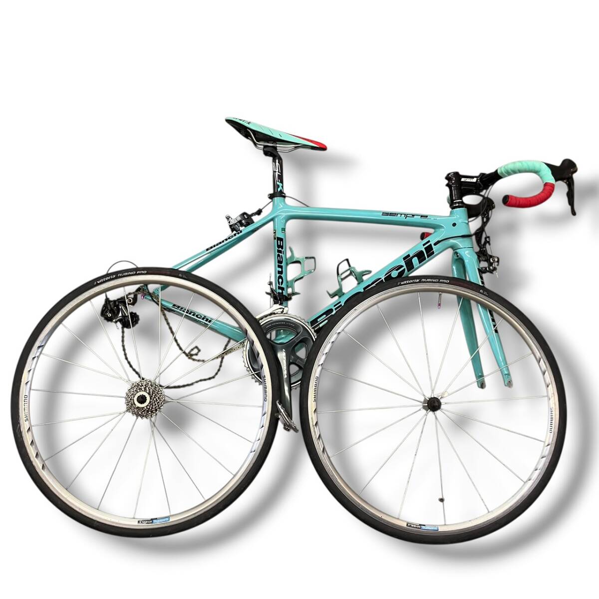 Bianchi SEMPRE PRO 105(ビアンキ センプレ プロ 105) 2018モデルの 