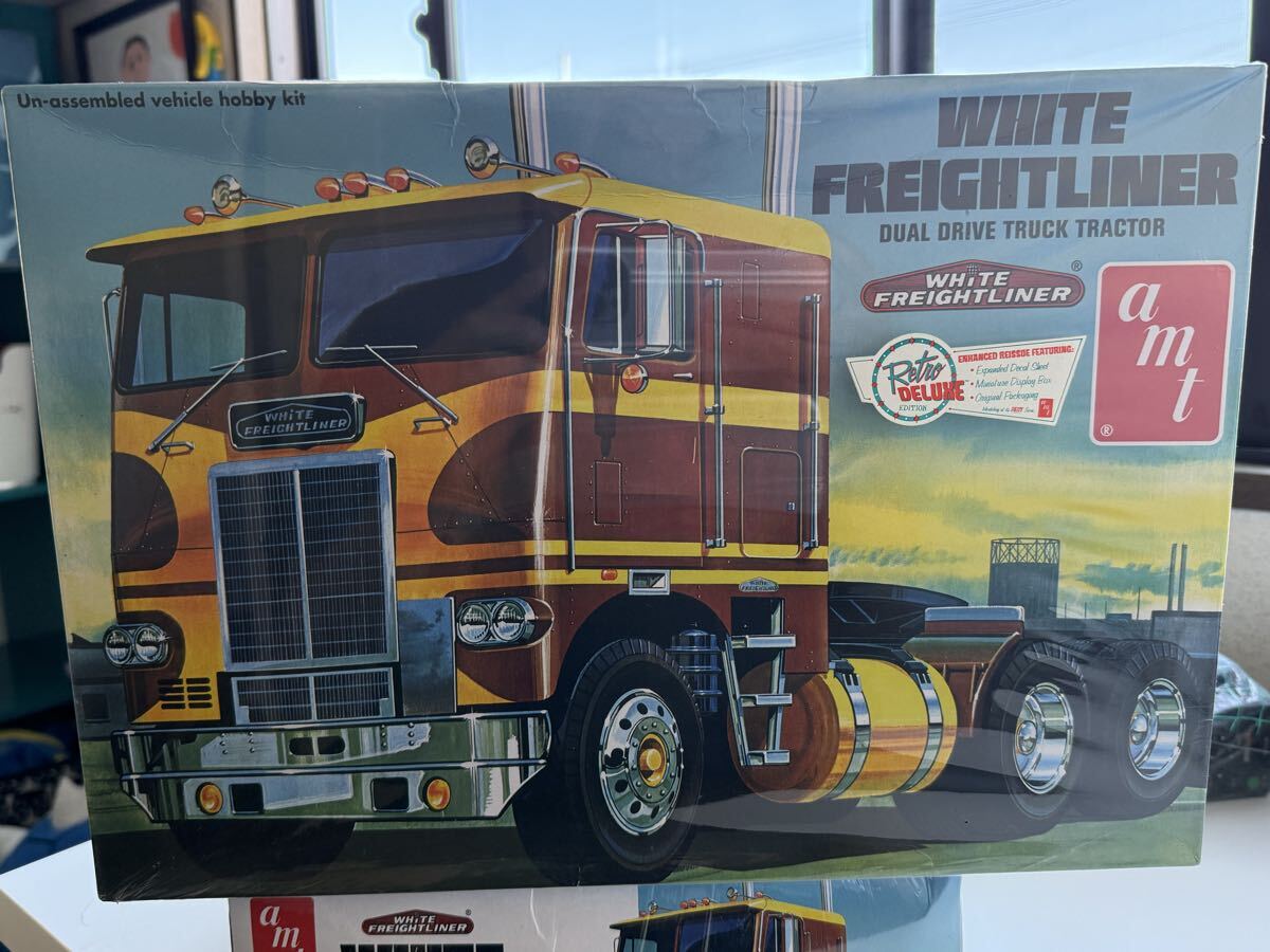 新品】1/25 GAKKEN amt/WHITE FREIGHTLINER/ホワイトフレイトライナー