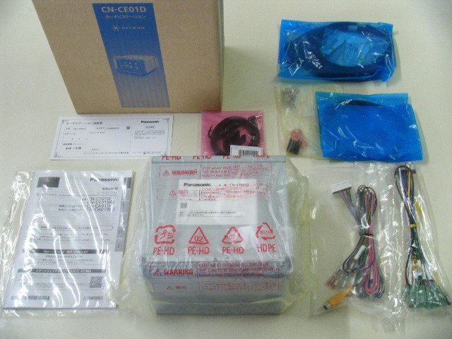 やや傷や汚れあり】Panasonic ストラーダ 9インチSDナビCN-F1XVD 2024