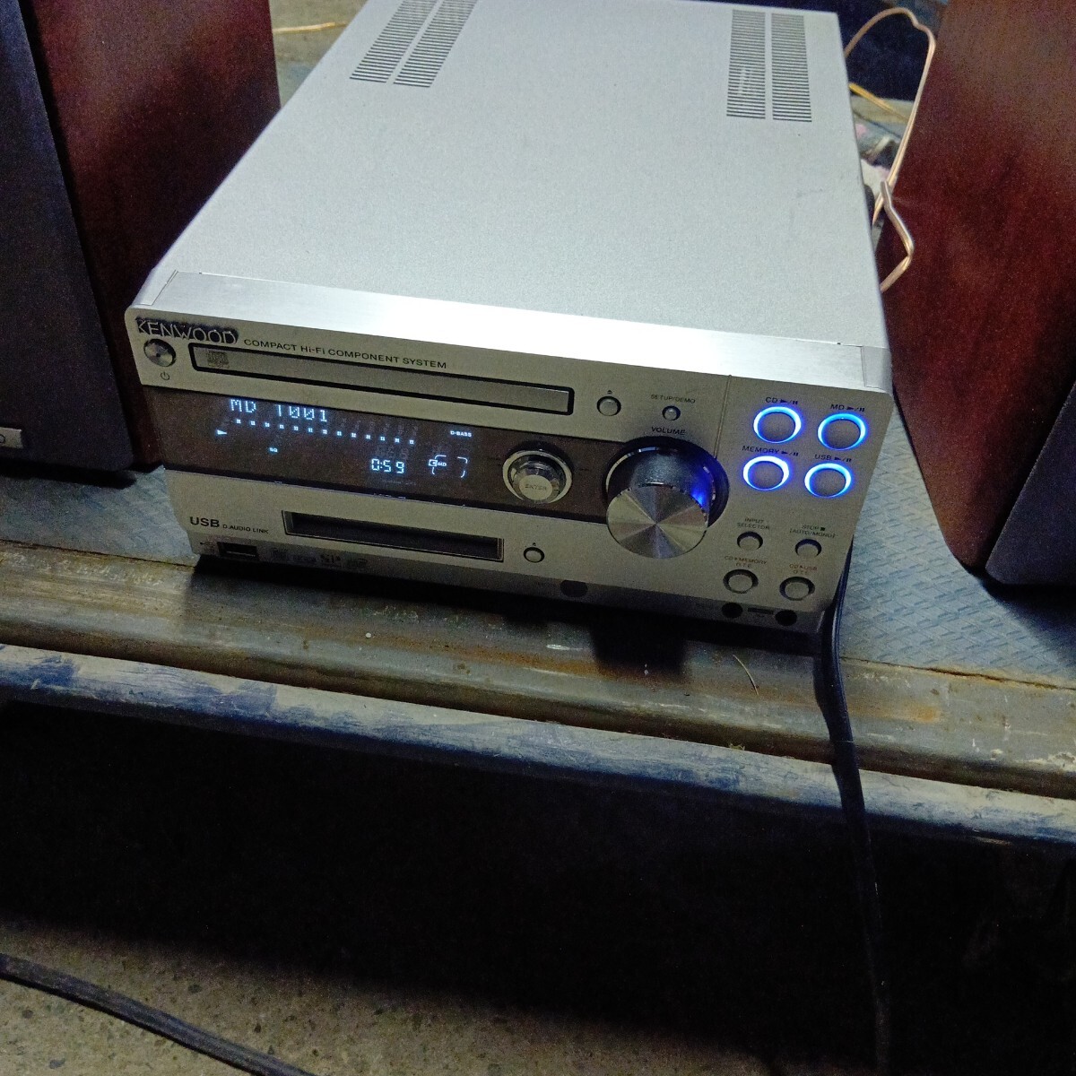Victor ビクター コンパクトディスクステレオシステム DC-1100