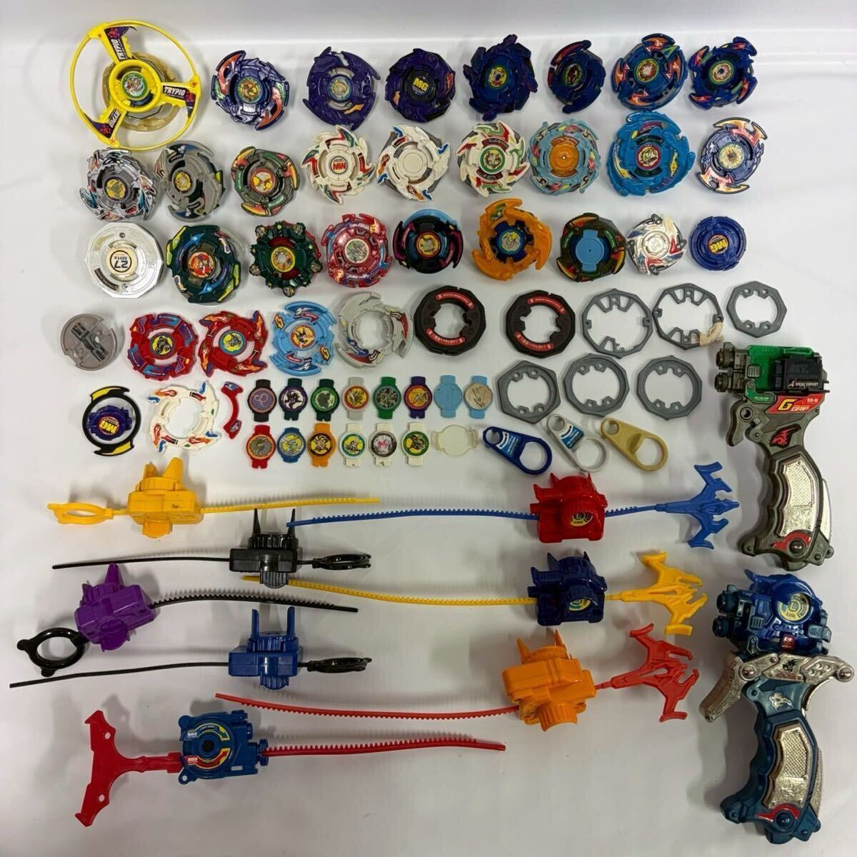 新品】ベイブレード！ マケンドー！ 再販版！ 未使用の品です♪ 爆転