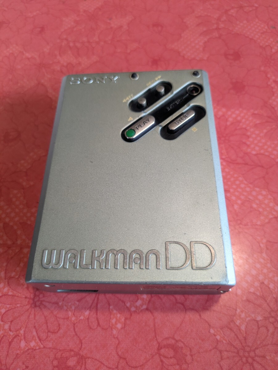 中古】整備済み/完全動作☆SONY ウォークマン WM-EX622(シルバー)/ 重