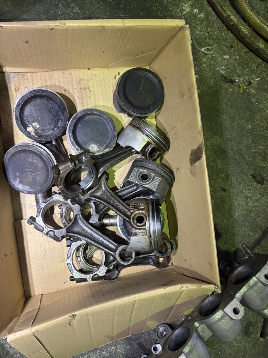 S14 S15 SR20DET 純正ピストン、コンロッドセット ピストンスペア付き
