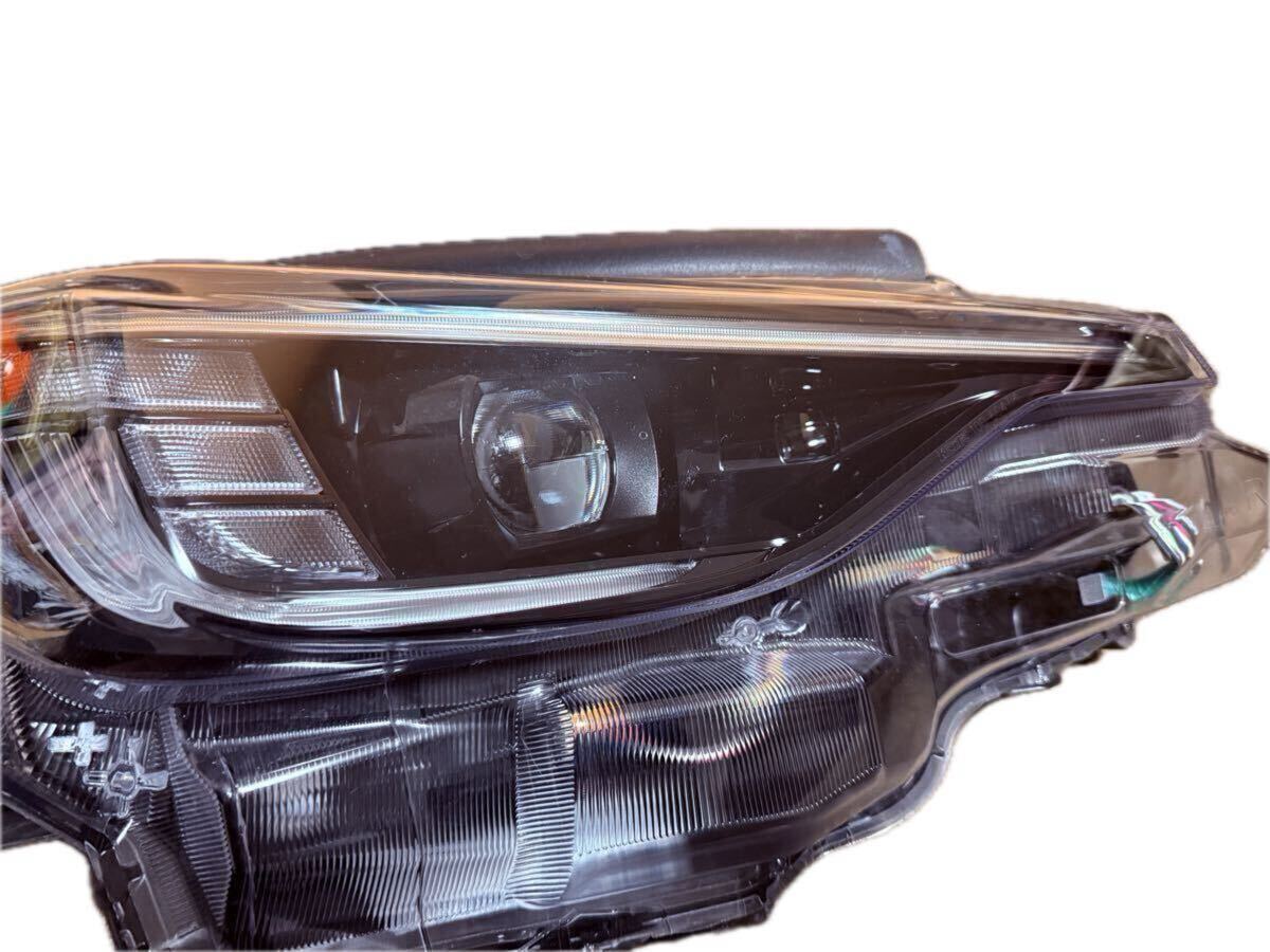 美品 スバルXV XV クロストレック 北米 US LED ヘッドライト 左右 の