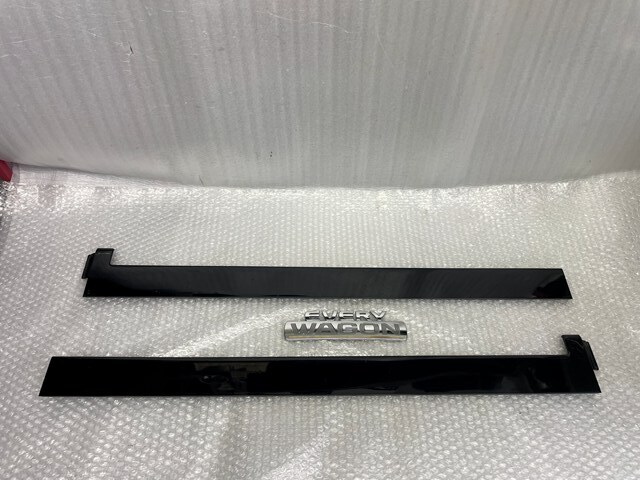 中古】A□ DA17W エブリィ PZ スライドレールカバー 左右 ZVJ 紫