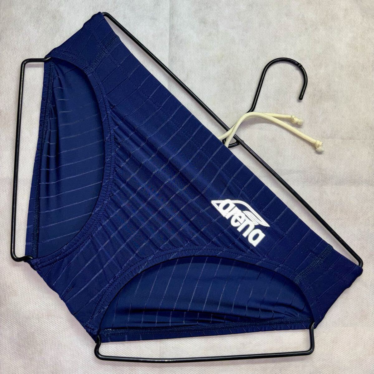 新品】【新品】アリーナ 男子 競泳水着 Mサイズ ARN-0020 ストラッシュ