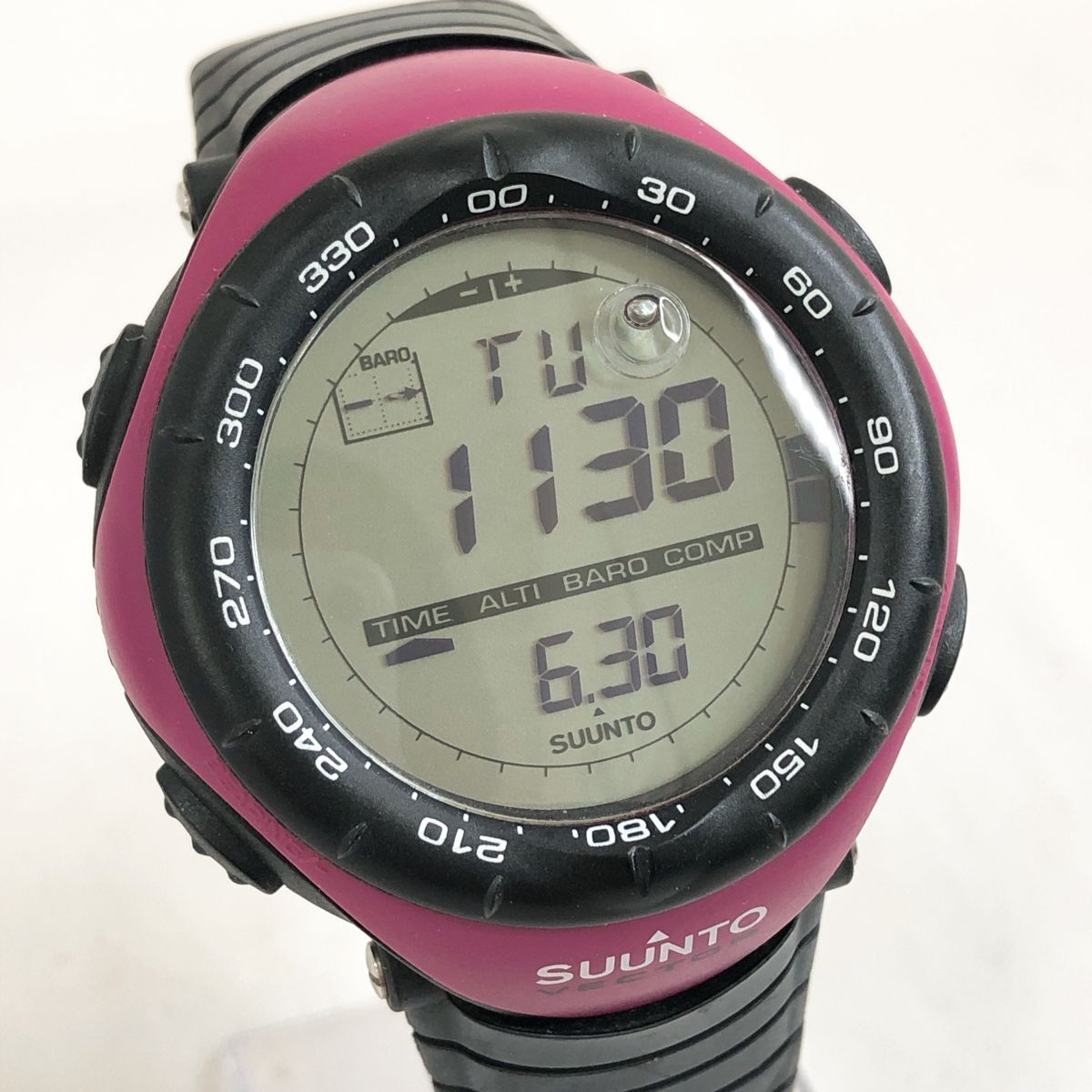 美品 SUUNTO VECTOR Pink BLACK スント ベクター ピンク ブラック 反転