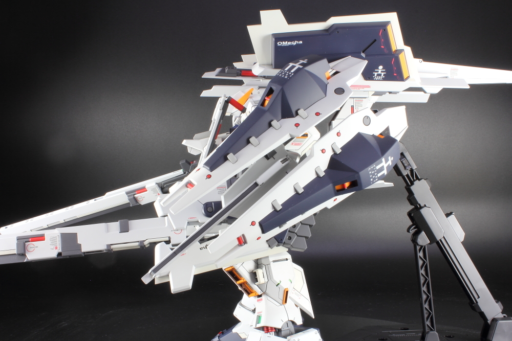 塗装済み完成品】[PB] MG 1/100 ガンダムTR-1 ［ヘイズル・ラー第二