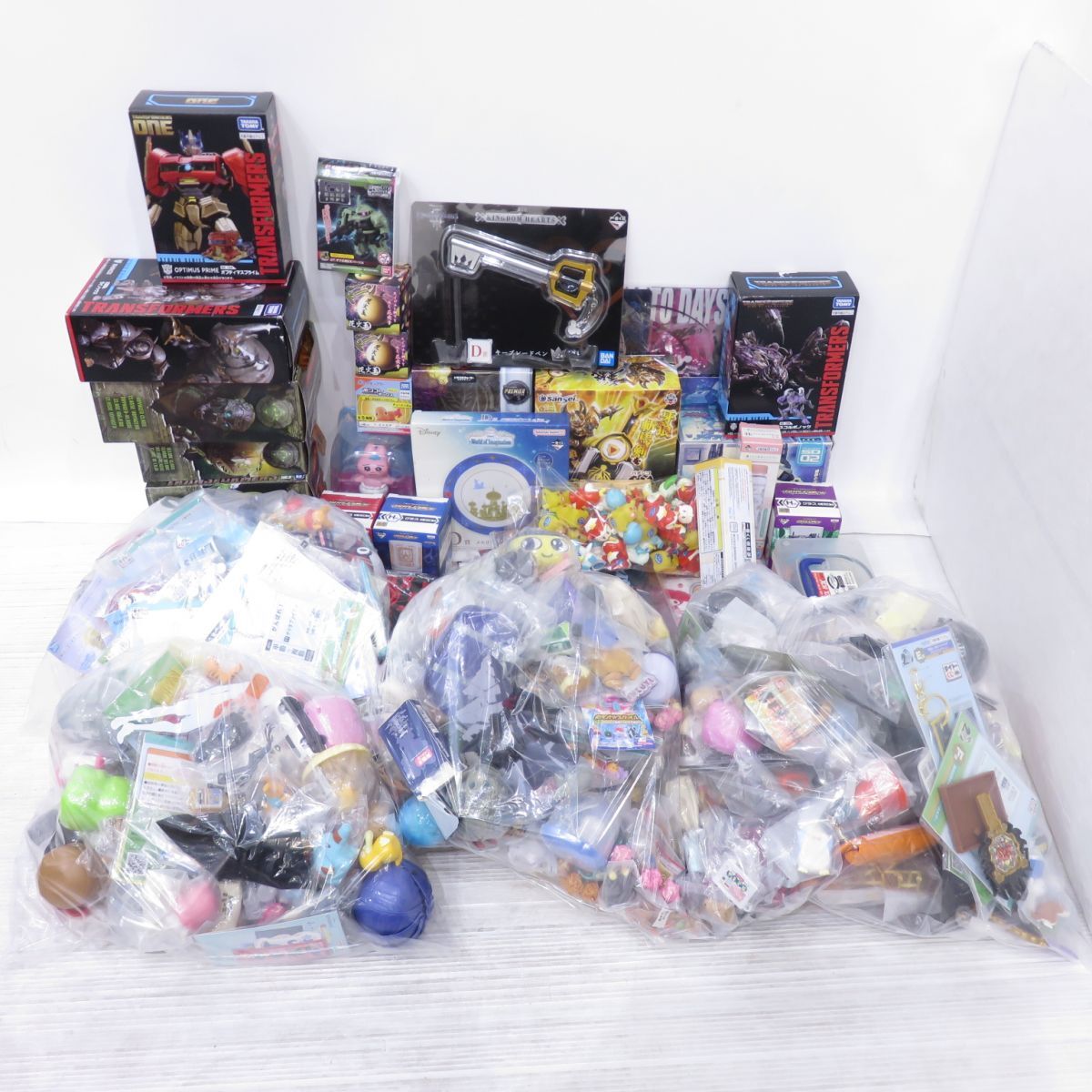 新品】□大阪 堺市 引き取り歓迎！□たまごっち プチプチたまごっちは