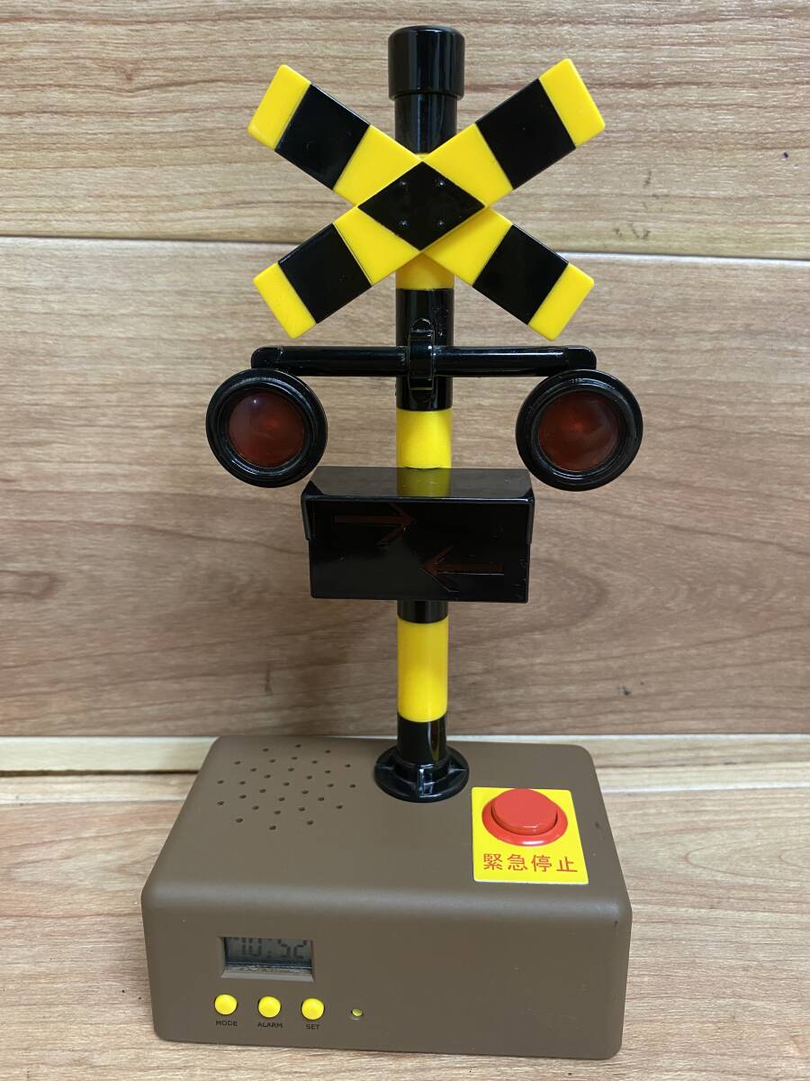 中古】ドラえもん おしゃべりめざまし時計 30周年記念 目覚まし 箱付