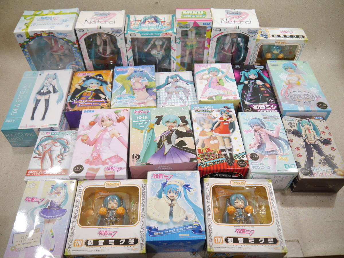 新品】初音ミク Project DIVA Arcade 特製Aimeカード&専用カードケース