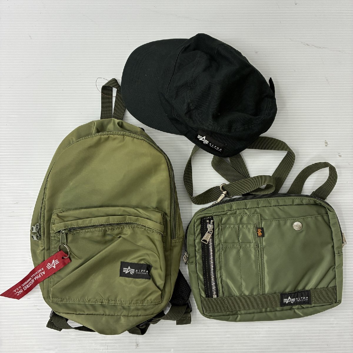 新品】ALPHA INDUSTRIES アルファ インダストリーズ ボディバッグ 