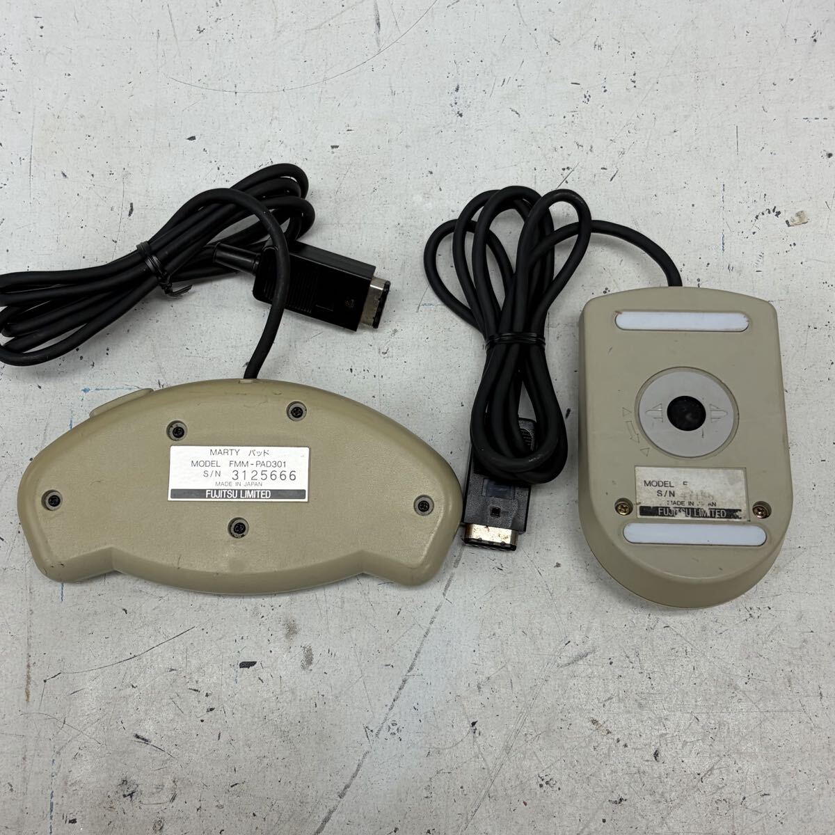 A16m06T 富士通 FUJITSU FM TOWNS MARTY 本体 マーティ ゲーム機