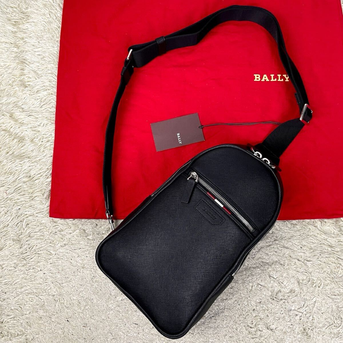 中古】GENTIL BANDIT × 村上隆 ショルダーバッグ 六本木ヒルズ お花の 