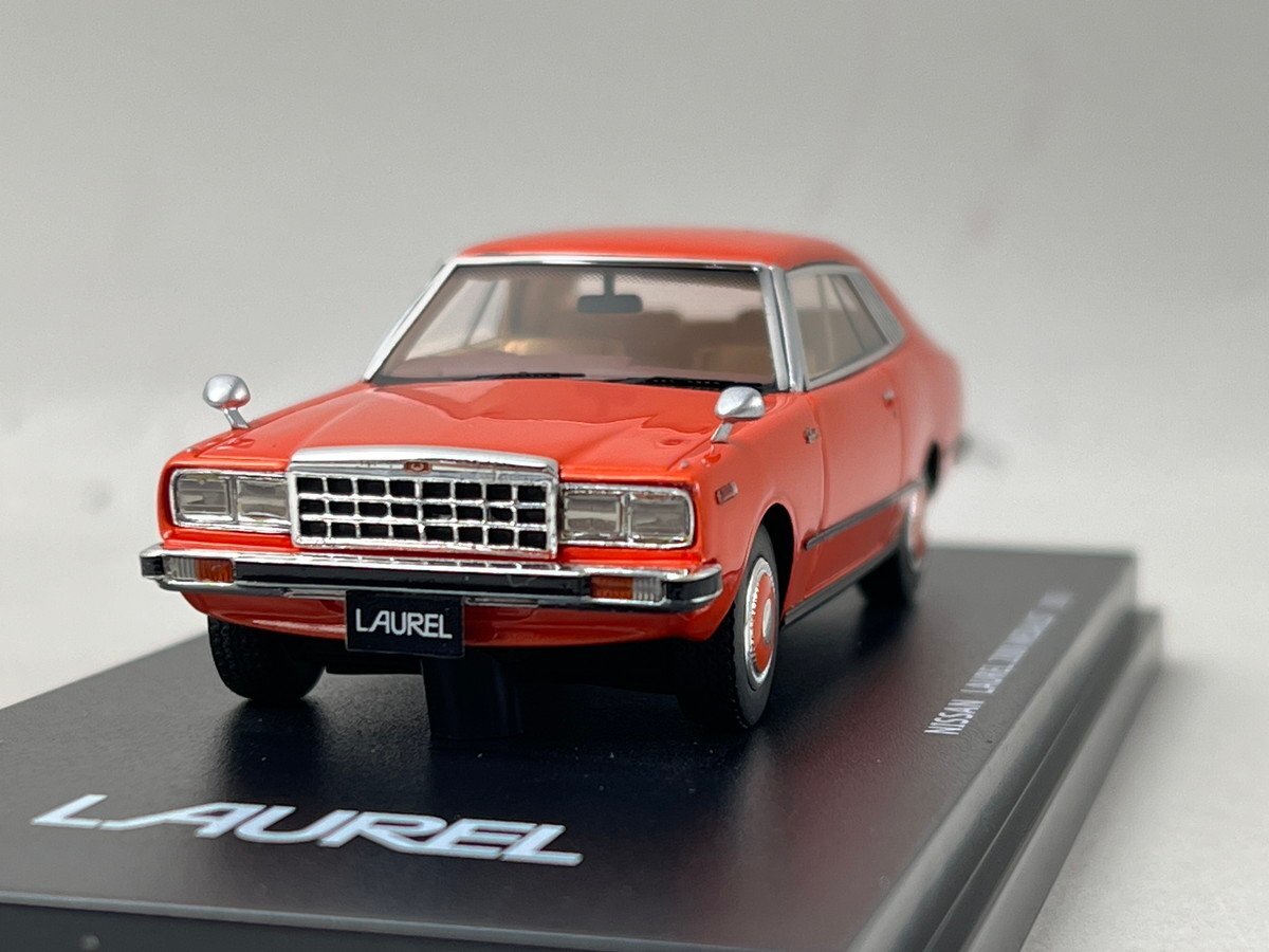 新品】1/43 日産 ローレル 4ドア ハードトップ V20 ターボ メダリスト