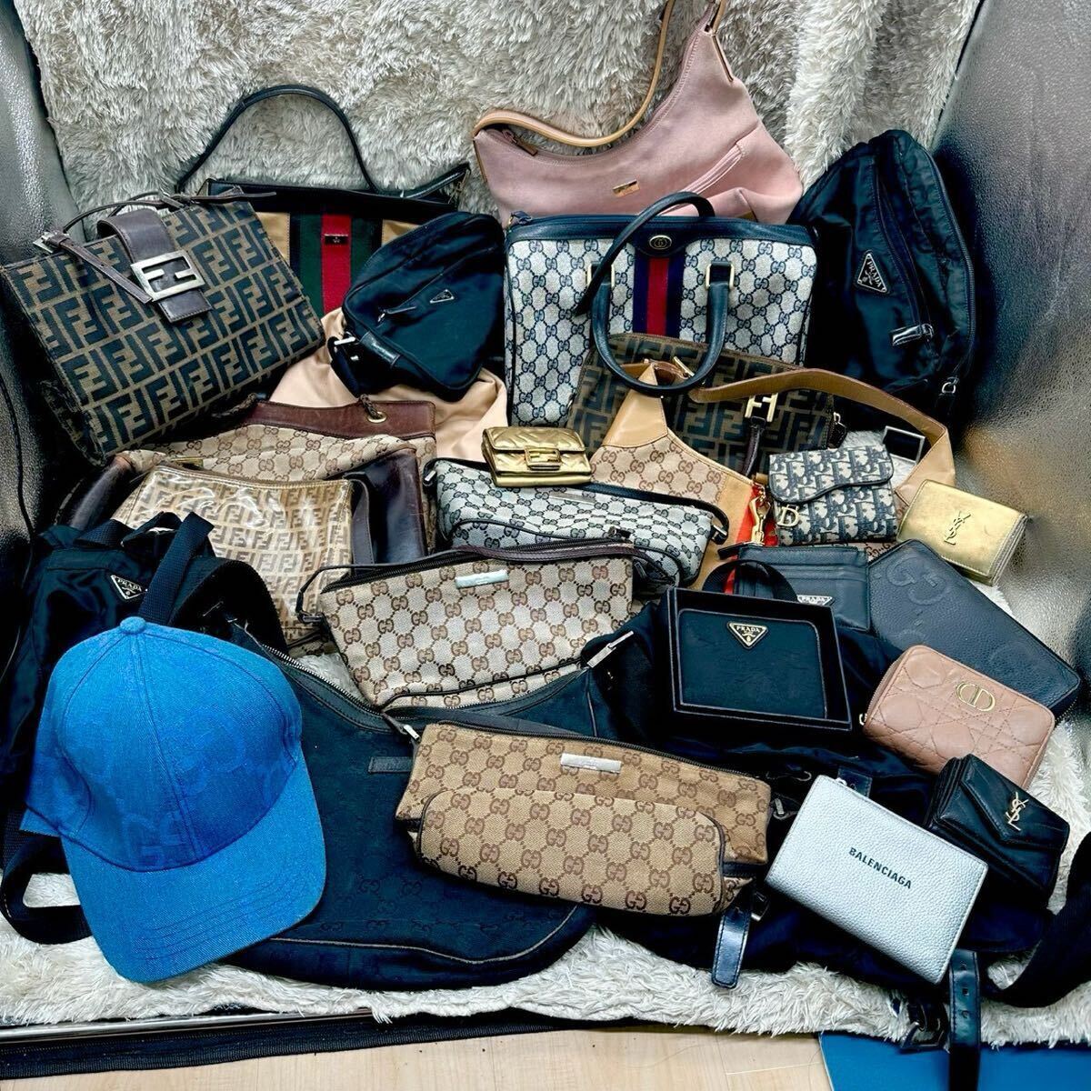 イブ・サンローランタバコケース 中古】YVES SAINT LAURENT サンローラン タバコケース シガレット